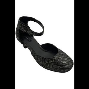 Array Women's Charlie Pump Black/Shiny - Medium